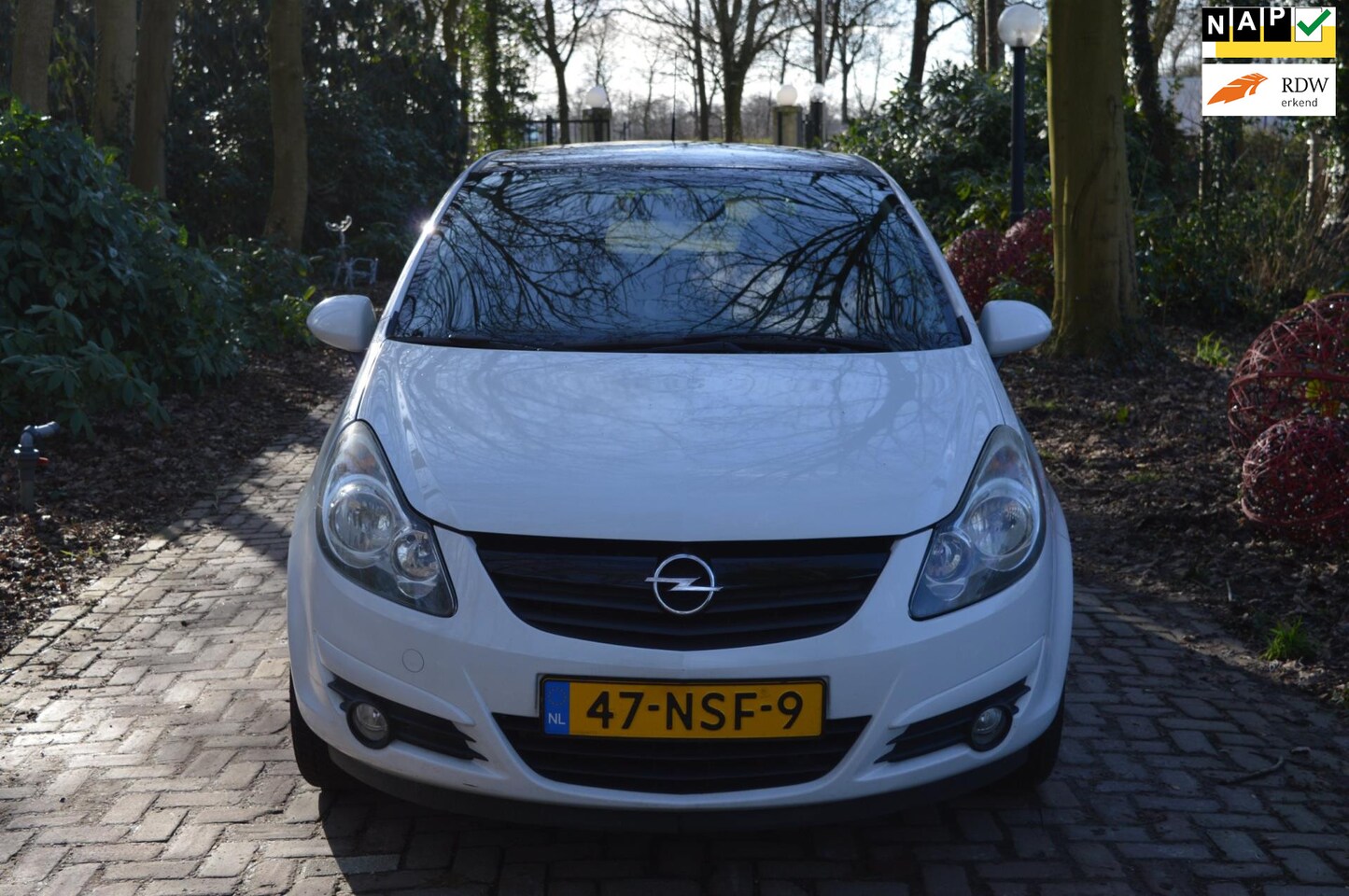 Opel Corsa - 1.4-16V Color Edition 1.4-16V Color Edition - AutoWereld.nl