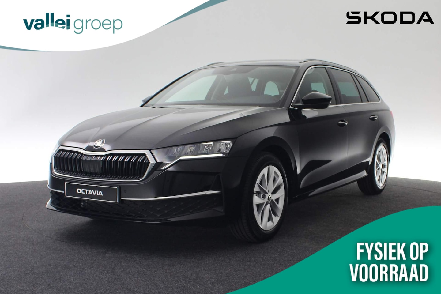 Skoda Octavia Combi - Business Edition Plus 1.5 TSI 115PK | Camera | LED | Trekhaak | ACC | 17 inch - AutoWereld.nl