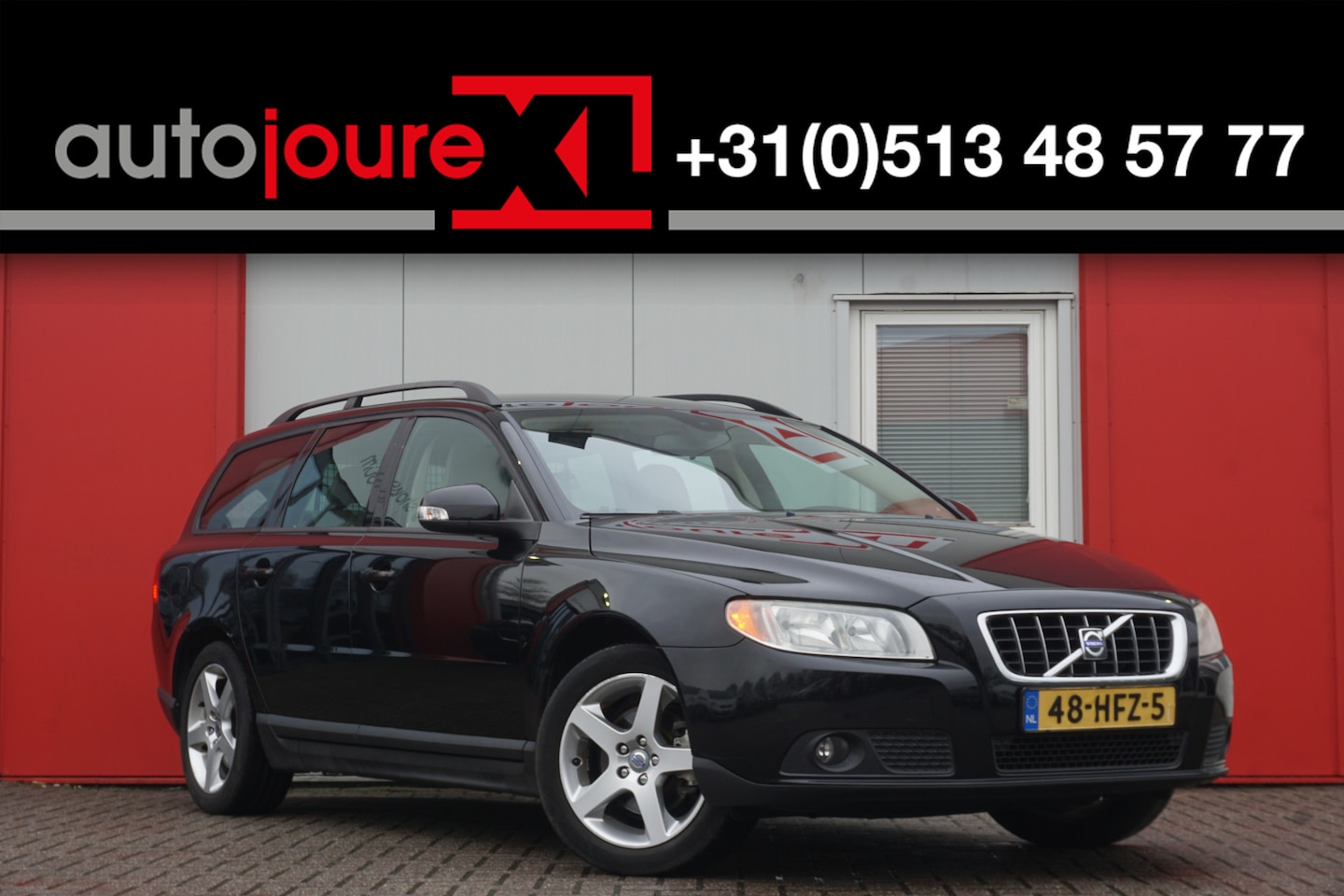 Volvo V70 - 2.0 Kinetic | Leder | Navigatie | Cruise Control | Trekhaak | - AutoWereld.nl