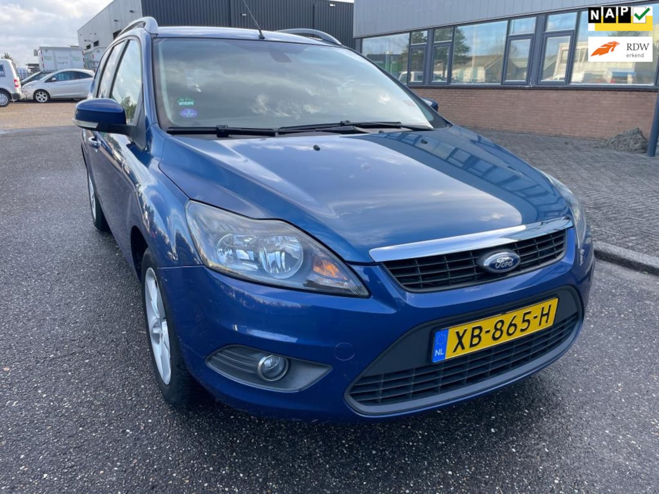 Ford Focus Wagon - 1.6 - Airco, Apk, Perkeersensor, Handvrijbellen. - AutoWereld.nl