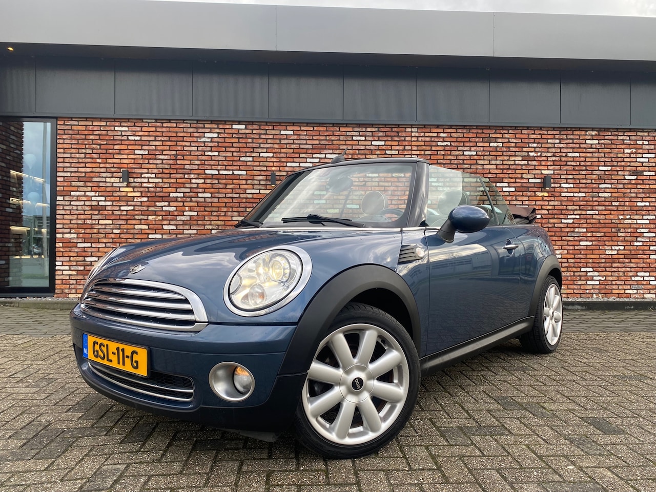 MINI Cabrio - Mini 1.6 Cooper Vol Bruin Leer Cruise Xenon 17inch! - AutoWereld.nl