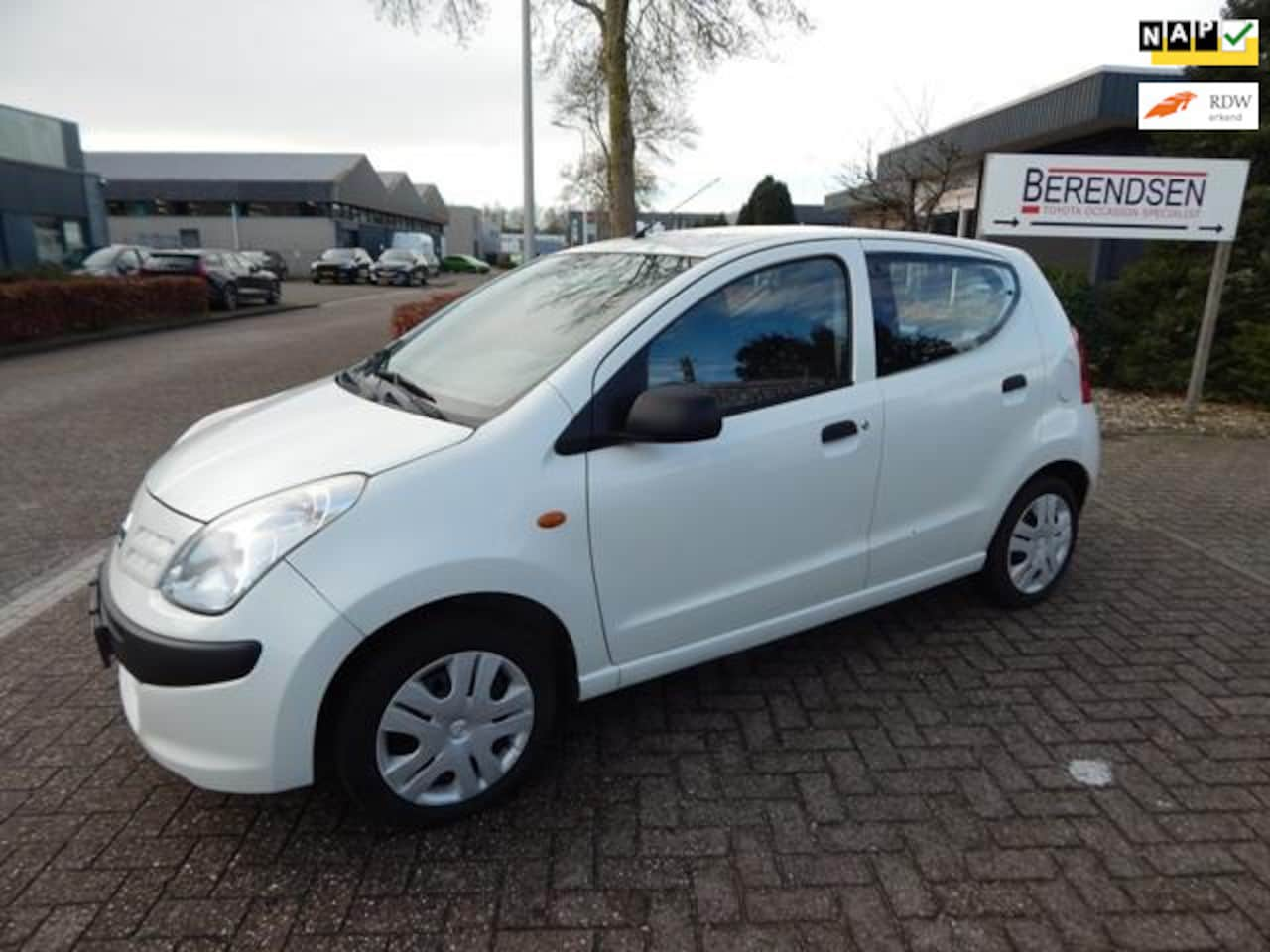 Nissan Pixo - 1.0 Visia 1.0 Visia - AutoWereld.nl