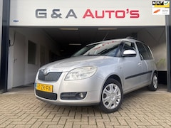 Skoda Roomster - 1.4-16V Style / AIRCO / CRUISE CTRL / TREKHAAK /