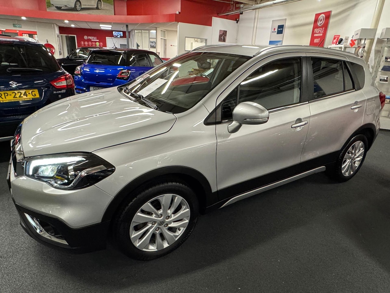 Suzuki SX4 S-Cross - 1.0 Boosterjet 112PK Select - AutoWereld.nl