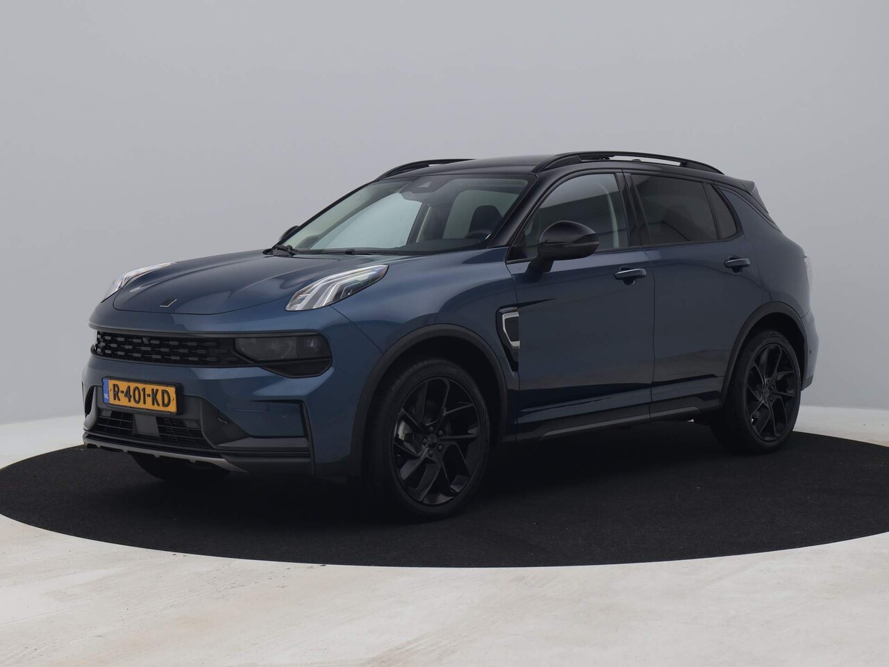 Lynk & Co 01 - 1.5 Plug-in Hybrid | 360° | BLACK | NLD AUTO OFFLINE MOTORSTORING - AutoWereld.nl