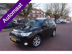 Mitsubishi Outlander - 2.0 PHEV Executive Edition CAMERA NAVIGATIE TELEFOON CRUISECONT