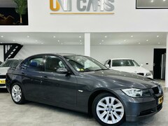 BMW 3-serie - 320i Graphite|Automaat|Gr. Nav|Cognac Leder|LM17