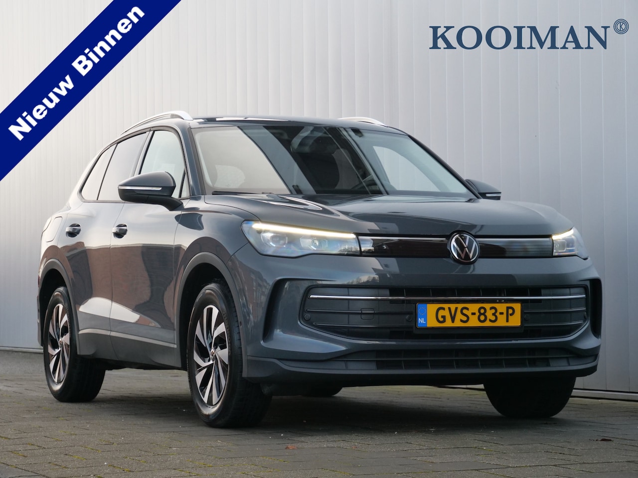 Volkswagen Tiguan - 1.5 eTSI 150pk Life Edition Automaat LED / Camera / Apple Carplay / El. koffer - AutoWereld.nl