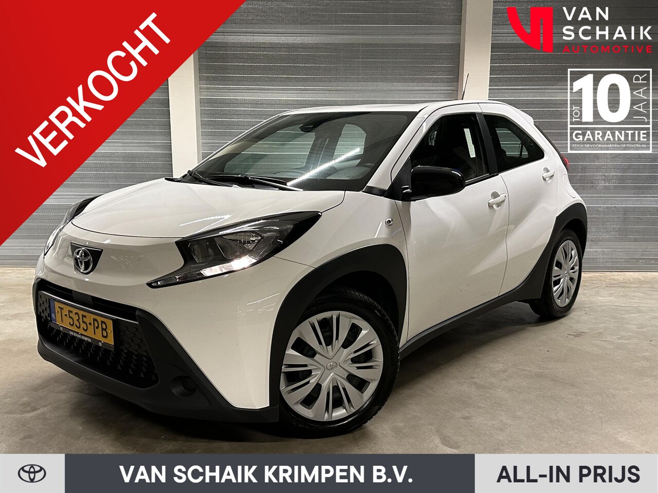 Toyota Aygo X - 1.0 VVT-i MT Play Toyota Aygo X 1.0 VVT-i MT play - AutoWereld.nl