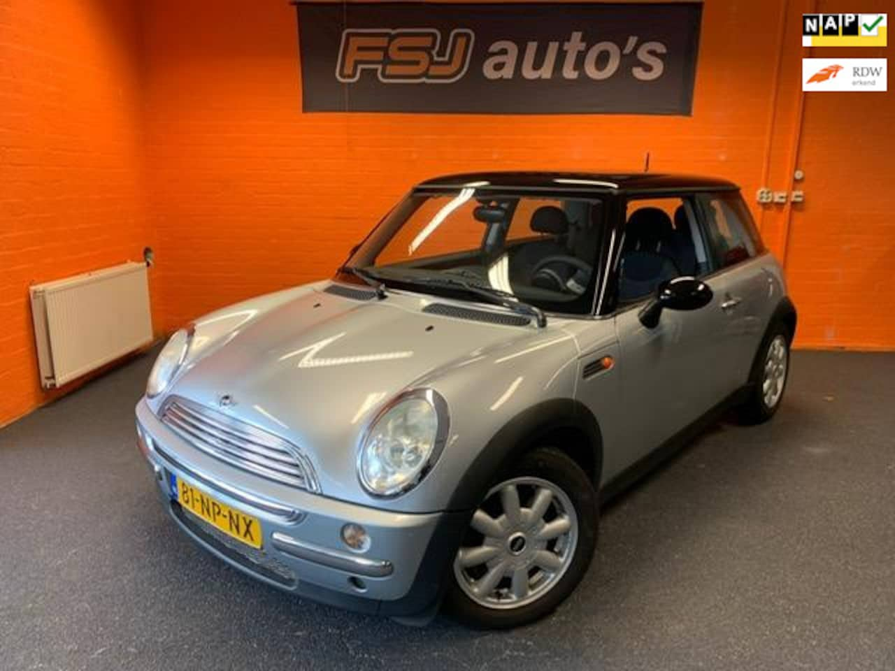 MINI Cooper - Mini 1.6 Pepper / Airco / APK tot 24-01-2026 - AutoWereld.nl