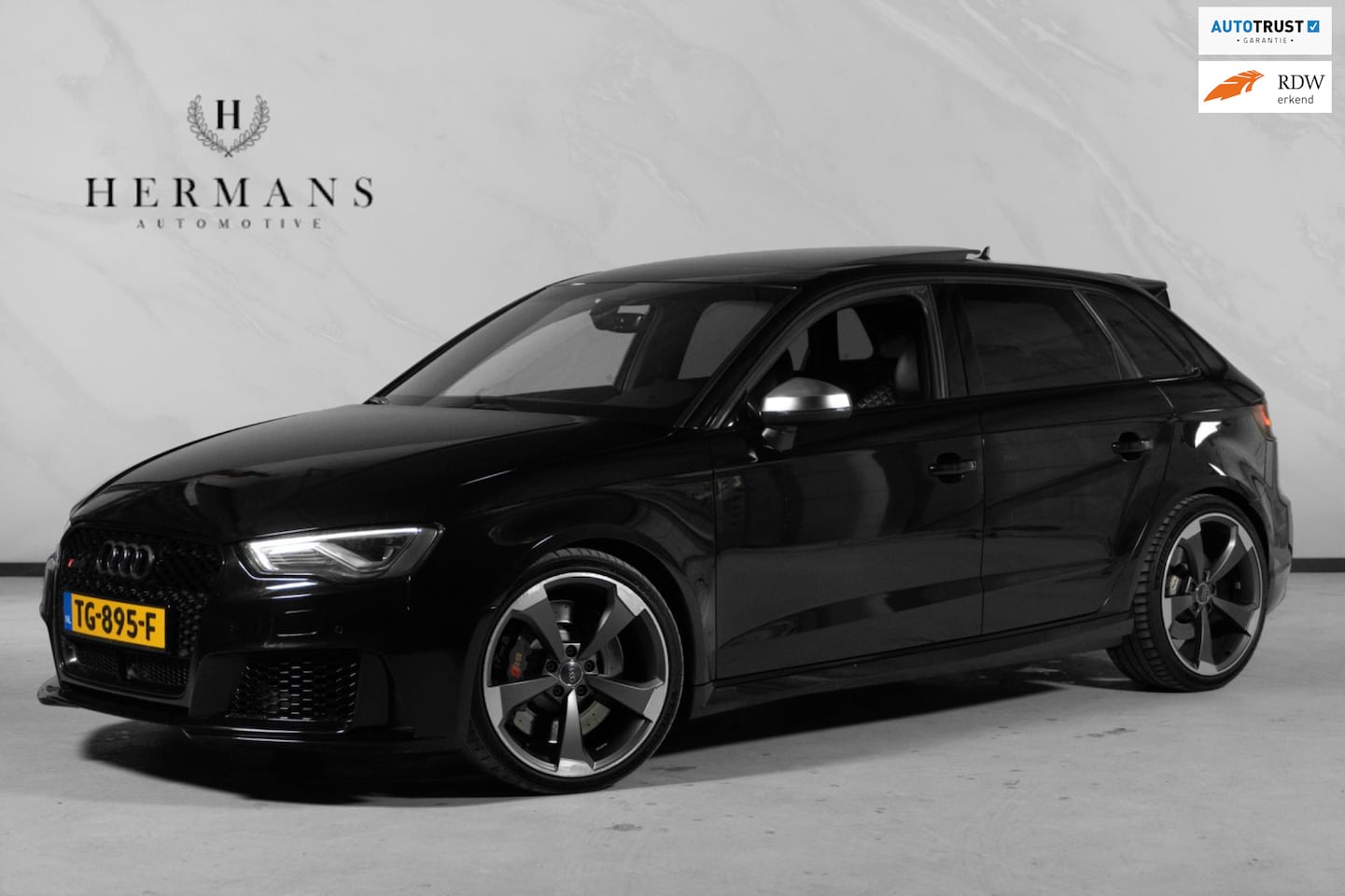 Audi A3 Sportback - 2.5 TFSI RS 3 quattro| RS seats |Pano - AutoWereld.nl