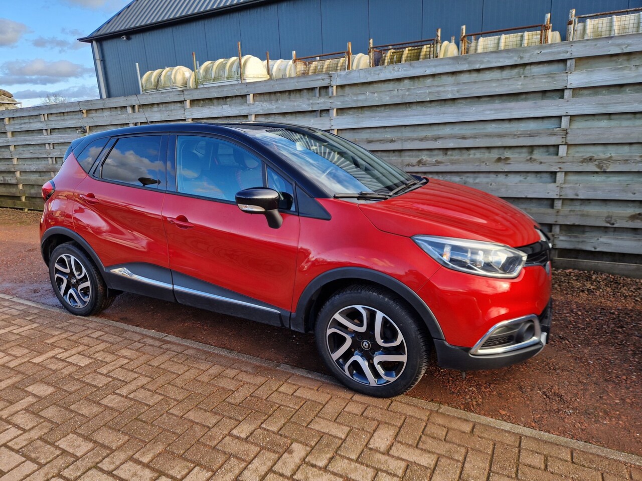 Renault Captur - 1.2 TCe Xmod Navigatie+Camera - AutoWereld.nl