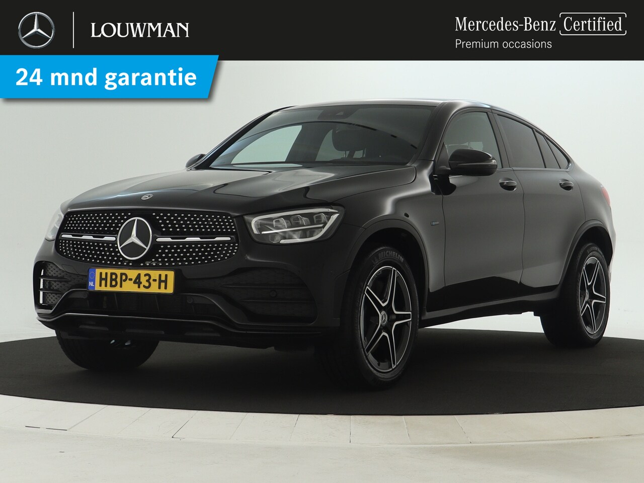 Mercedes-Benz GLC-klasse Coupé - 300 e AMG Nightpack | Parkeerpakket met Camera | Sfeerverlichting | LED | Apple CarPlay | - AutoWereld.nl