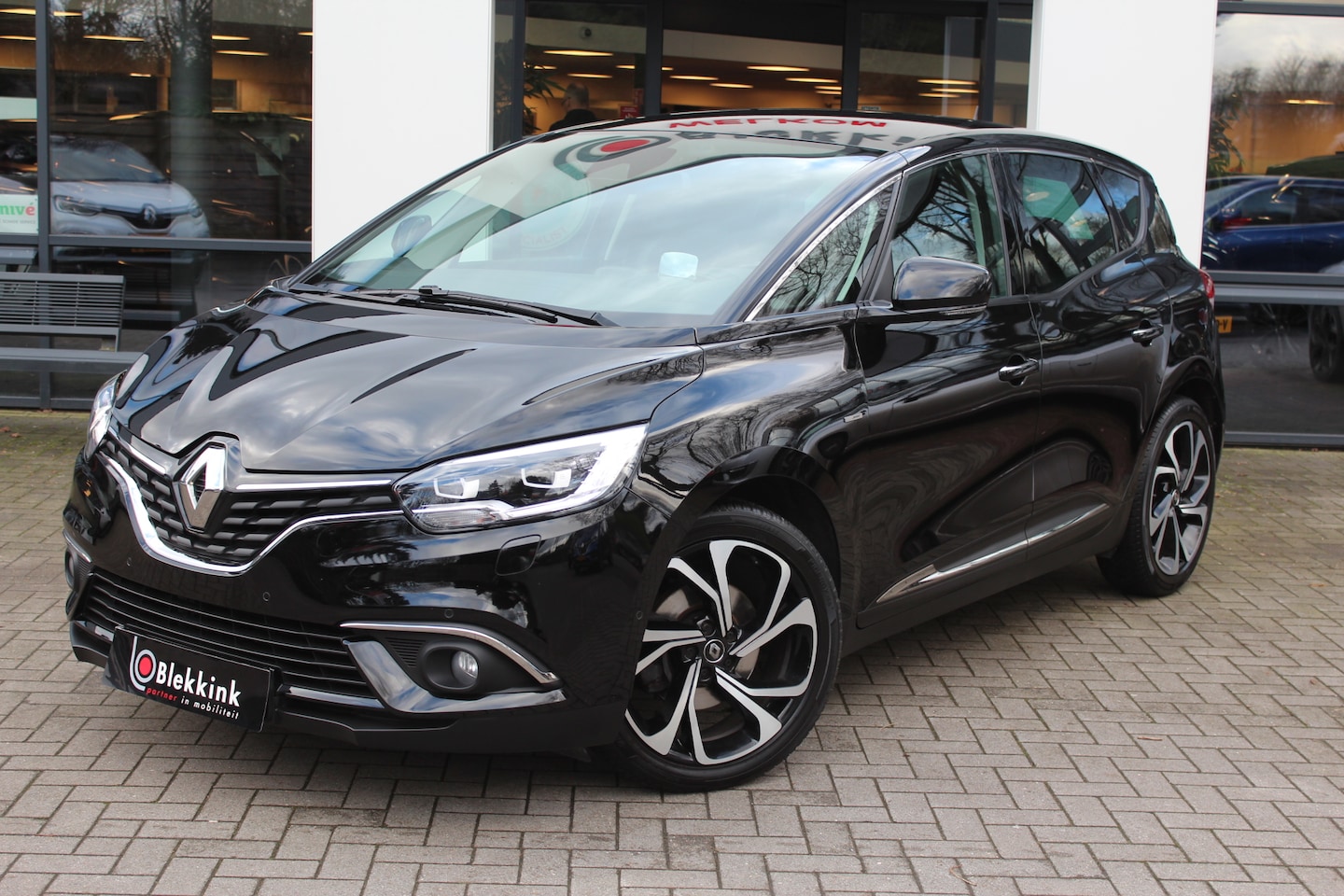 Renault Scénic - 1.3 TCe Bose 140 pk HUD, Clima, Stoel verw. Navigatie, Camera achter - AutoWereld.nl