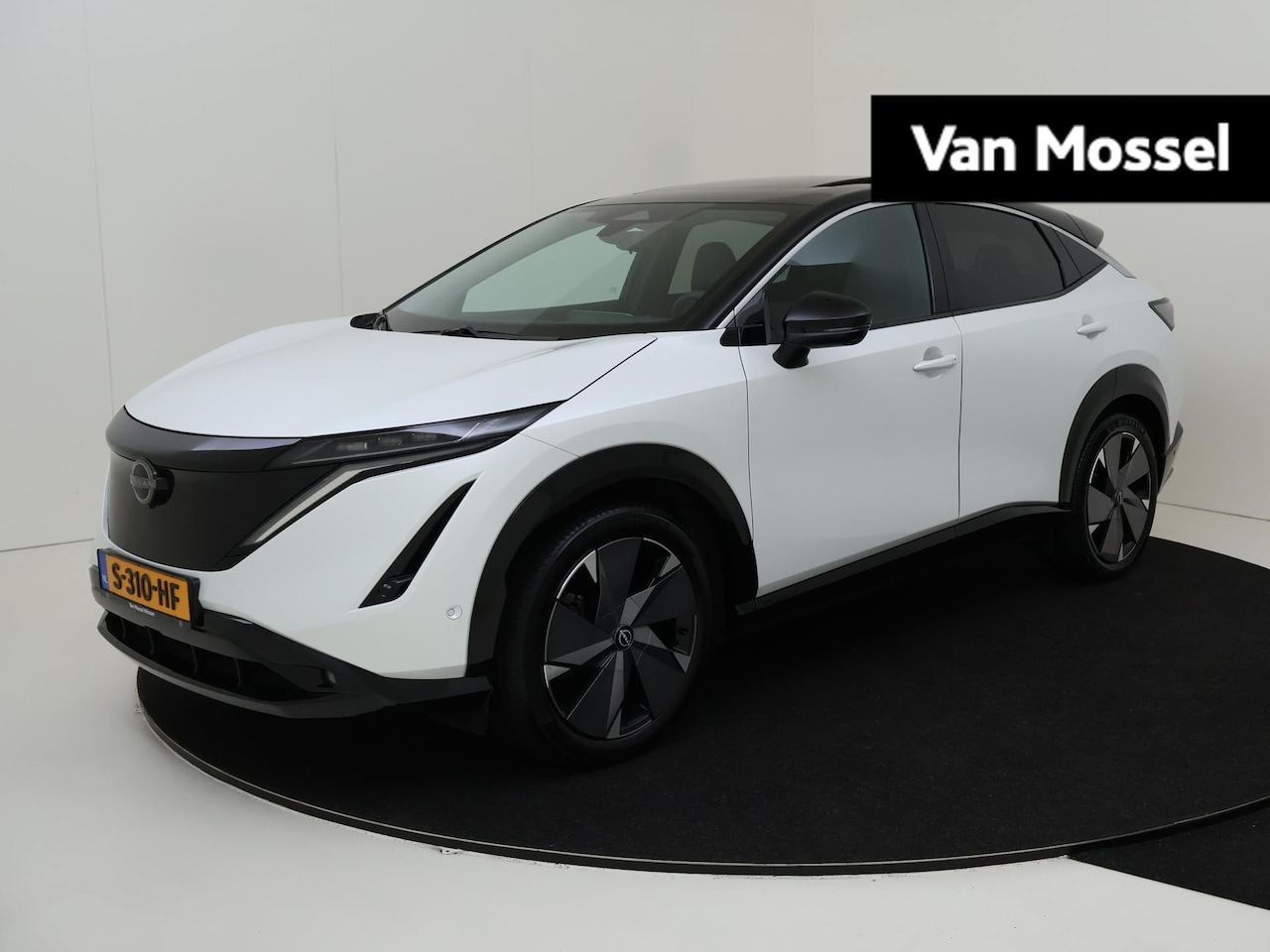 Nissan Ariya - Evolve 91 kWh | 20" LMV | Two-Tone | Leder/Alcantara | Stoelverwarming en -ventilatie | St - AutoWereld.nl