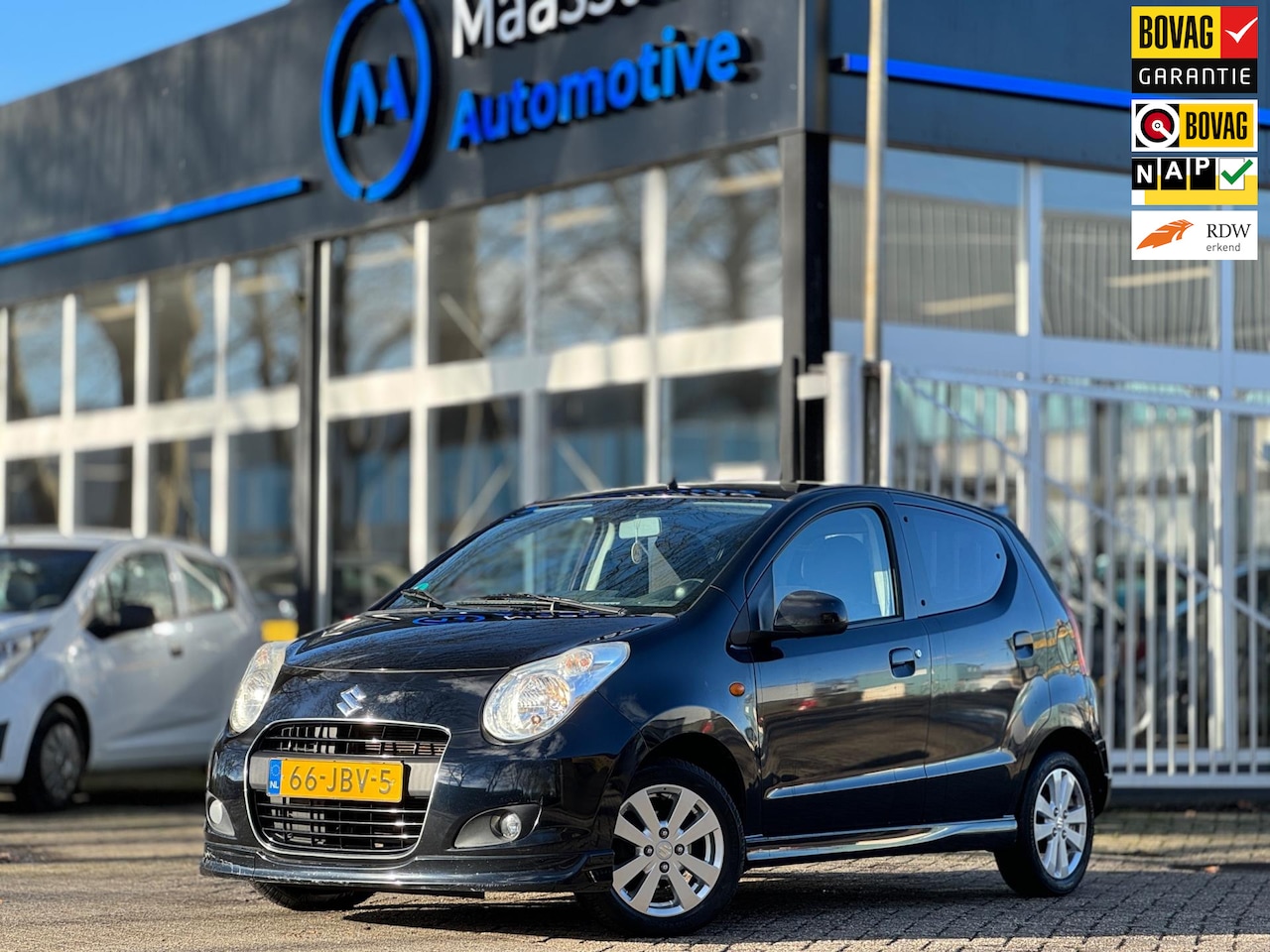 Suzuki Alto - 1.0 Exclusive Sport package Airco Bluetooth LM velgen Volledige onderhoudshistorie Tourent - AutoWereld.nl