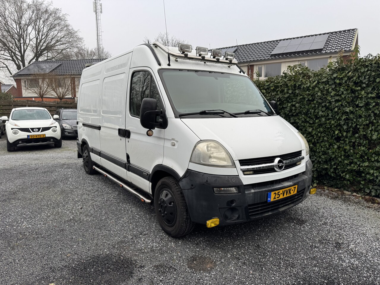 Opel Movano - 2.5 CDTI L2H2 | Airco | Camera | Trekhaak | Standkachel | Laadruimte inrichting | APK tot - AutoWereld.nl