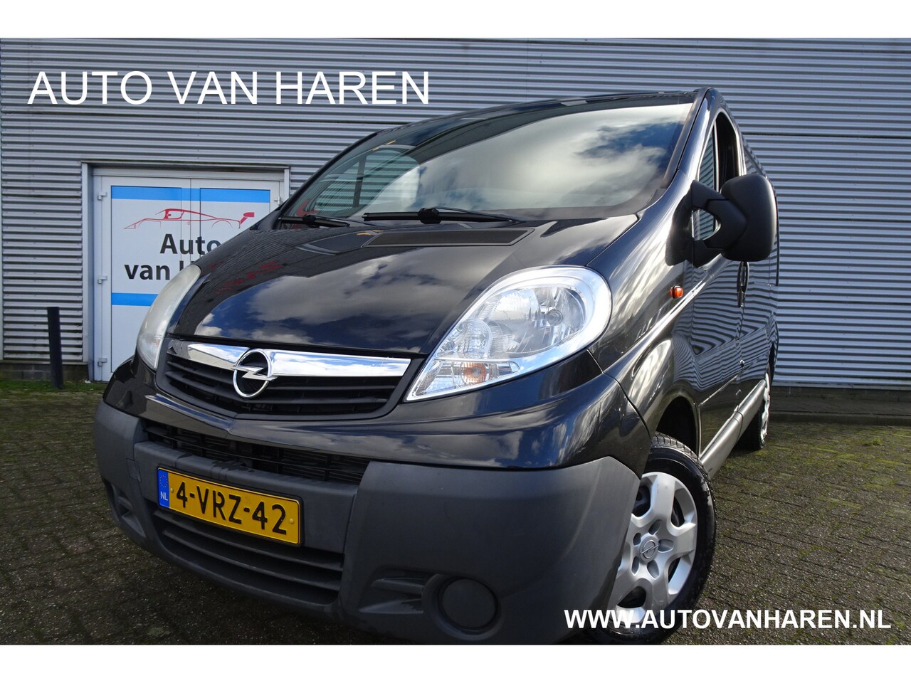 Opel Vivaro - 2.0 CDTI 115 PK TREKHAAK AIRCO CRUISE CONTROL ALL SEASONBANDEN - AutoWereld.nl