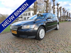 Volvo V50 - 1.8 Elan Ecc Cruisecontrol Leer Trekhaak*Dealer Onderhouden*1e eigenaar*Apk t/m 13-3-2026