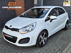 Kia Rio - 1.2 CVVT Comfort Pack 5-Deurs/Airco/Nieuwe banden/Nieuwe APK