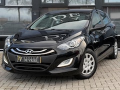 Hyundai i30 - 1.6 GDi 135pk i-Motion Nieuwstaat Orig. NL NAP Garantie