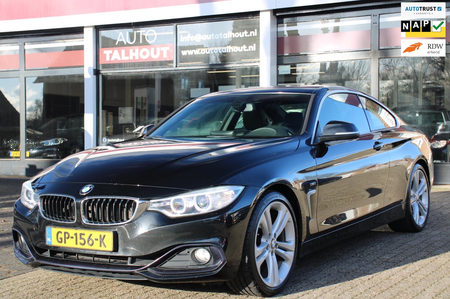 BMW 4-serie Coupé - 420i High Executive - AUTOMAAT, XENON, LEDER, BLUETOOTH, VOLLEDIG ONDERHOUDEN - AutoWereld.nl