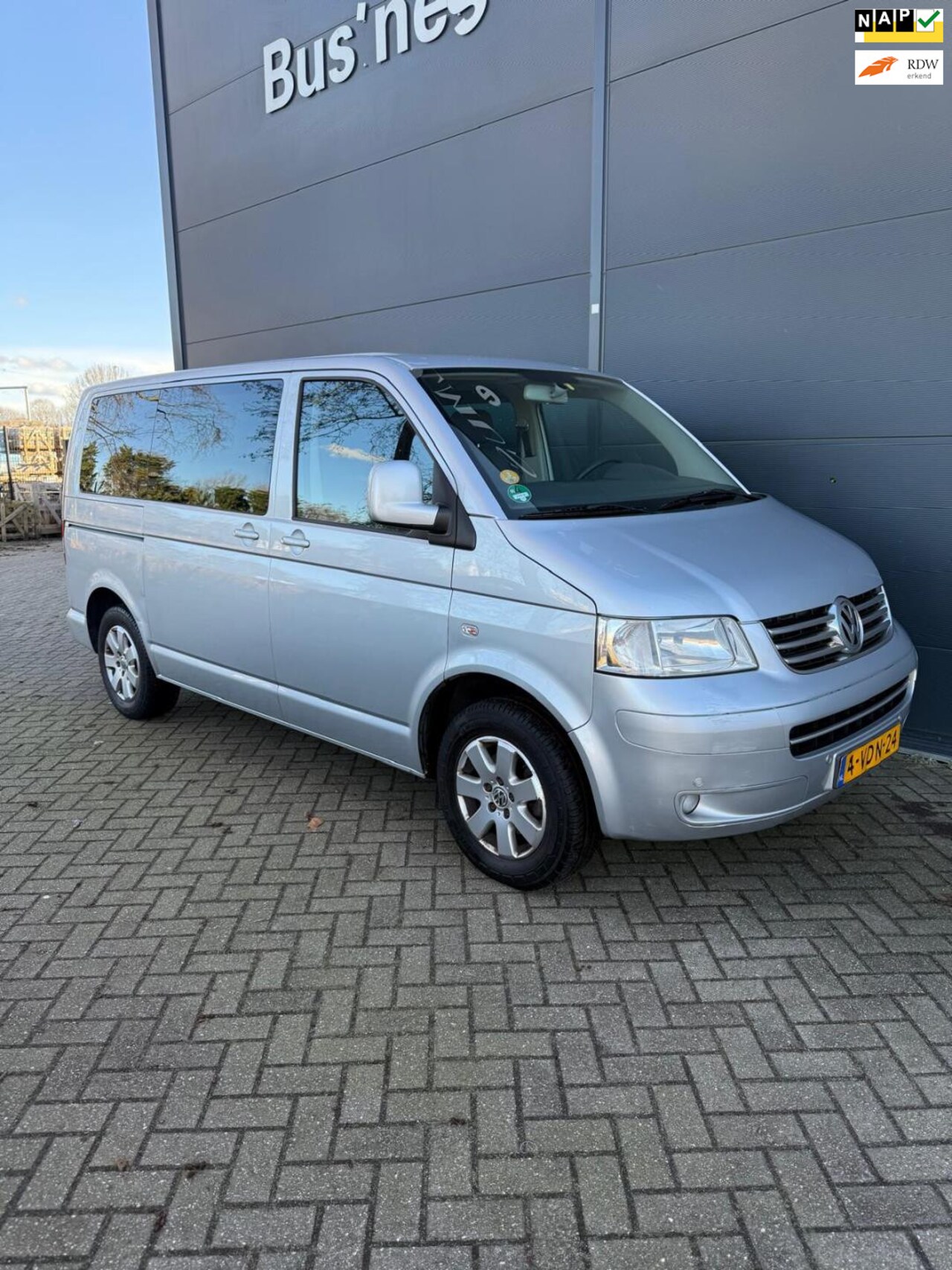 Volkswagen Transporter - 2.5 TDI 300 4Motion Trendline DC/Airco/cruise/elek ramen/onderhoud - AutoWereld.nl