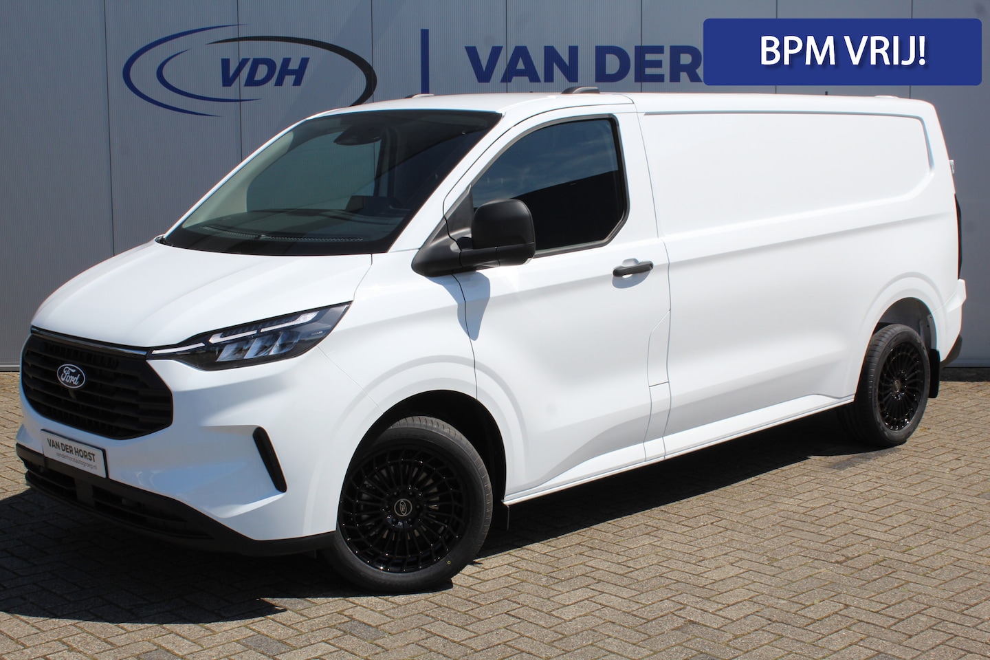 Ford Transit Custom - 300 2.0-136pk EcoBlue L2H1 Trend. Overtuig u van de kwaliteiten van dit nieuwe model Ford - AutoWereld.nl