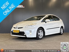 Toyota Prius - 1.8 Comfort | Cruise | Climate | Navi | Camera | Trekhaak |