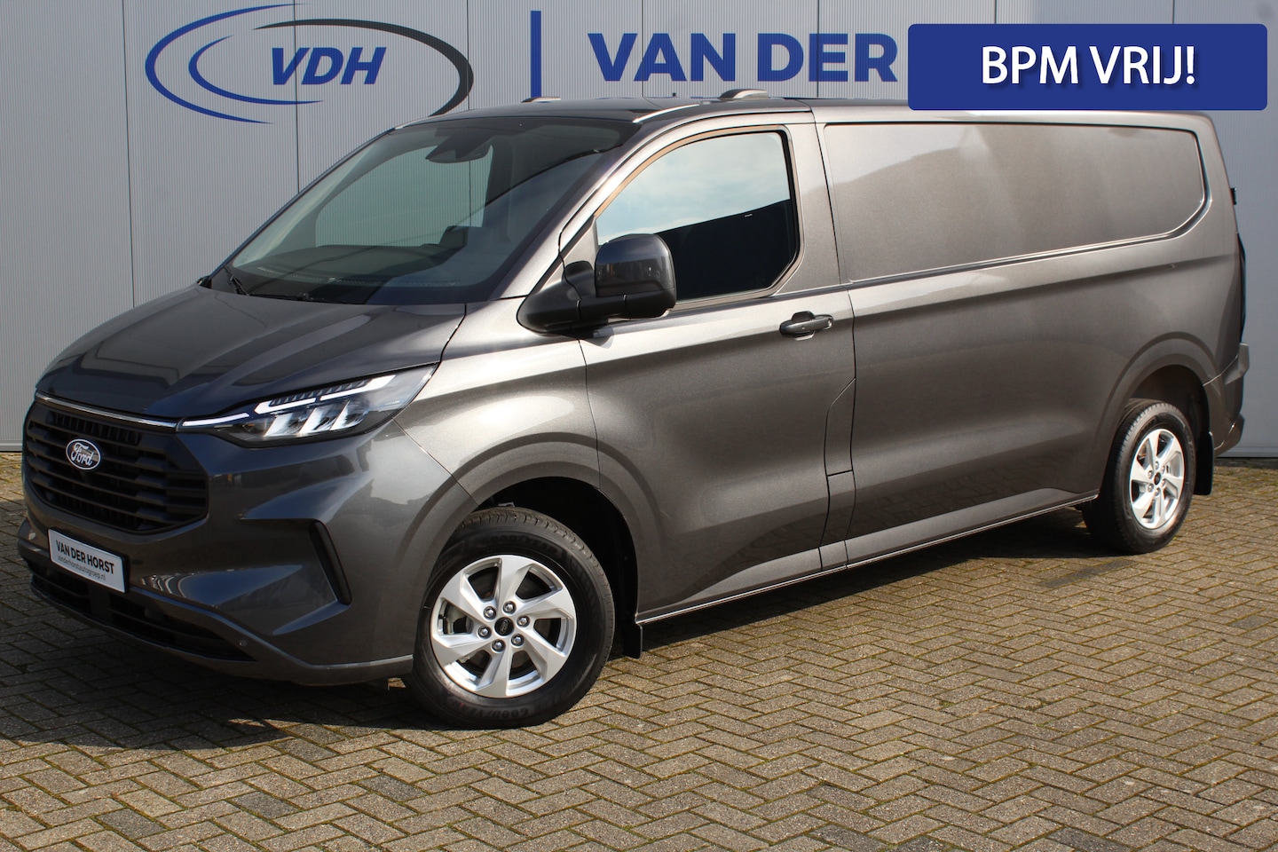 Ford Transit Custom - 320 2.0-136pk TDCI L2H1 Limited. NIEUW MODEL ! Overtuig u van de rijkwaliteiten van dit ni - AutoWereld.nl