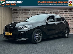 BMW 1-serie - M135i xDrive Panorama Harman Kardon Head Up Camera M Sport