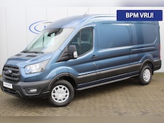 Ford Transit - 350 2.0-130pk TDCI L3H2 Trend. Net ingereden, uit voorraad leverbaar Volautm. airco, metal