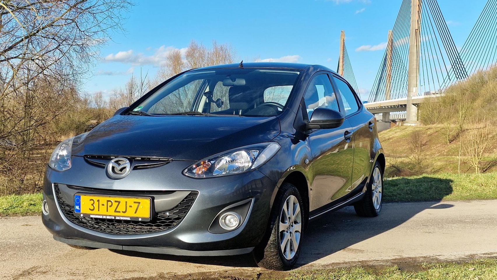 Mazda 2 - 1.3 TS Plus 1.3 TS Plus - AutoWereld.nl