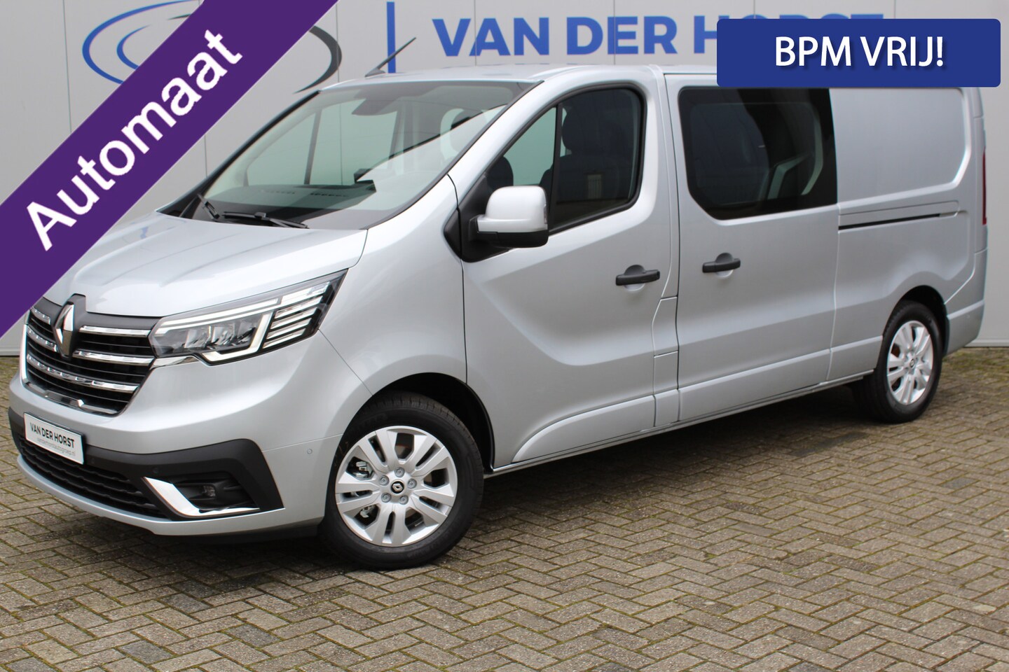 Renault Trafic - 2.0-170pk dCi T29 L2H1 Luxe dubbele cabine AUTOMAAT. Zeer luxe Renault Trafic dubbele cabi - AutoWereld.nl