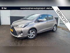 Toyota Yaris - 1.5 Hybrid Lease Automaat Navigatie, Smart Key, Achteruitrijcamera, Cruise control, Climat