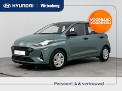 Hyundai i10 - 1.0 Comfort | Incl. €2200, - Voorraadactie | Navigatie | Camera | Parkeersensoren | Apple