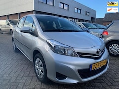 Toyota Yaris - 1.0 VVT-i Aspiration € 8950.- 2012 48.841 KM NAP