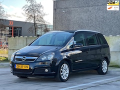 Opel Zafira - 1.8 Executive | Navigatie | Parkeersensoren | Trekhaak | Cruise Control |