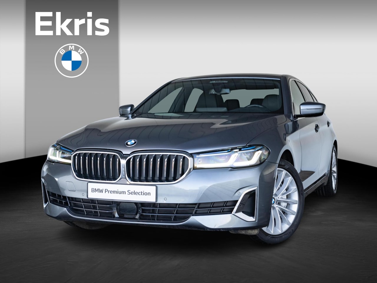 BMW 5-serie Touring - 540i | High Executive | Luxury Line | Parking Pack | 18 inch | Comfort Access | Driving As - AutoWereld.nl