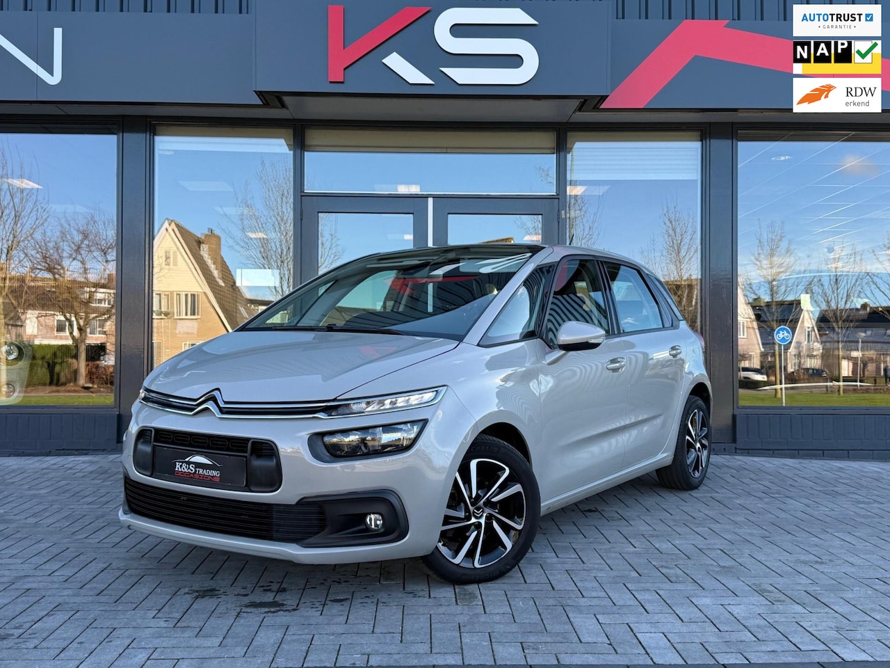 Citroën C4 SpaceTourer - 1.2 PureTech BTW Apple Carplay Led Pdc - AutoWereld.nl