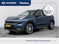 Lynk & Co 01 - 1.5 | LM velgen | panorama dak | keyless entry | achteruitkijk camera | Stoelverwarming |