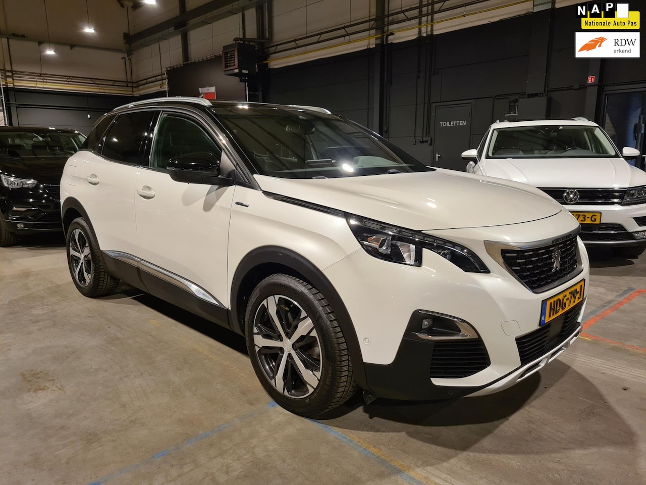 Peugeot 3008 - 1.5 BlueHDi Blue Lease GT Line - Automaat - Panoramadak - Navi - Camera - Trekhaak - Incl - AutoWereld.nl