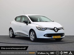 Renault Clio - 1.5 dCi ECO Expression | Trekhaak | Dealeronderhouden | Cruise control | Navigatie |