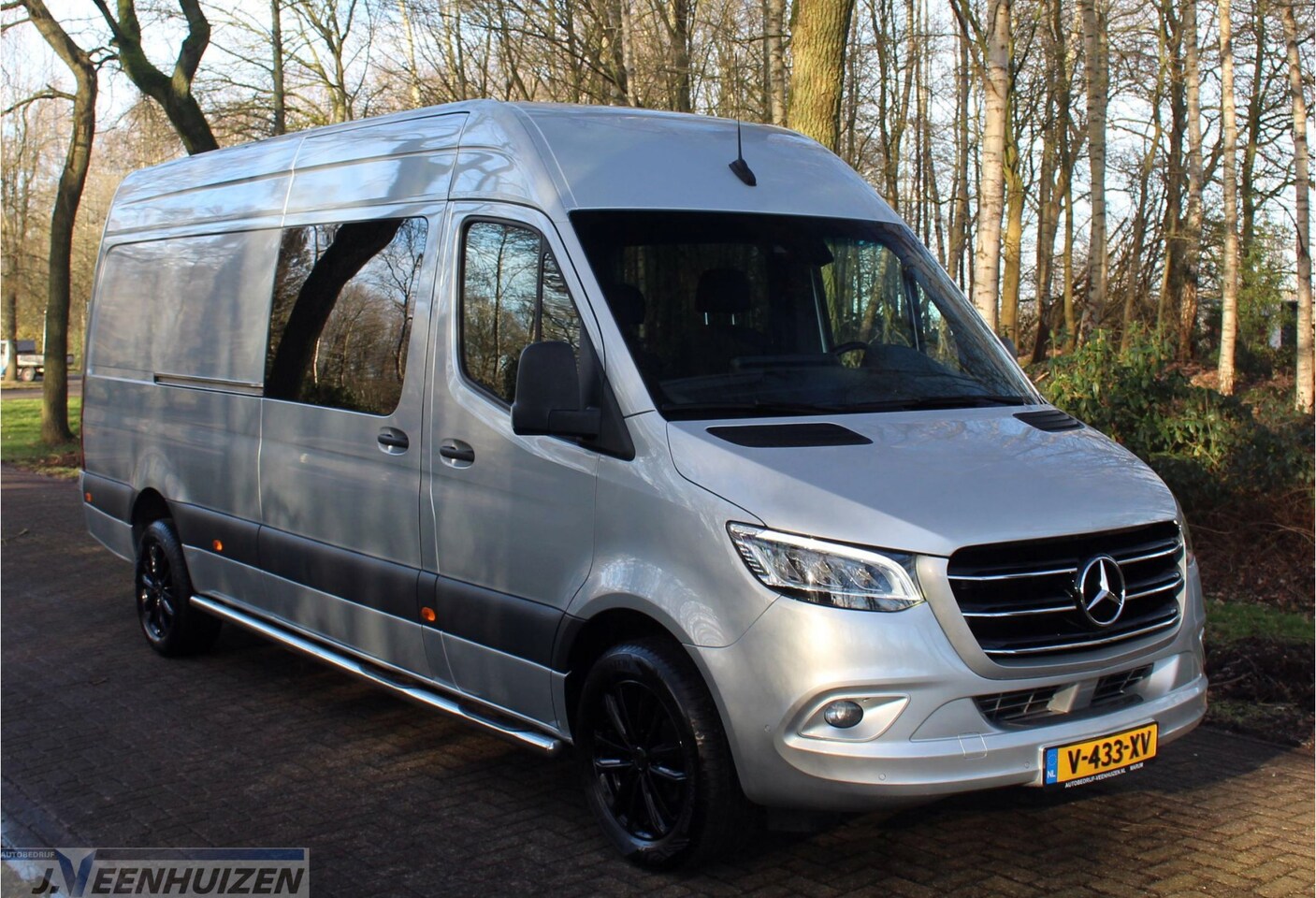 Mercedes-Benz Sprinter - 319 3.0 CDI L3H2 DC EURO 6 VI-D Zeer nette BUS V6 Dubbele cabine - AutoWereld.nl