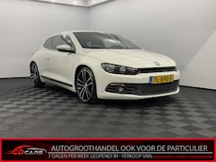 Volkswagen Scirocco - 1.4 TSI Clima, Navi, Parkeersensoren, Cruise control, Sport stand, Lichtmetalen velgen