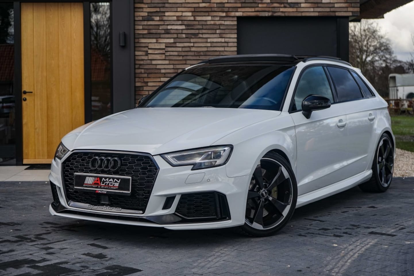 Audi RS3 - Sportback 2.5 TFSI Quattro TM700 680PK - AutoWereld.nl