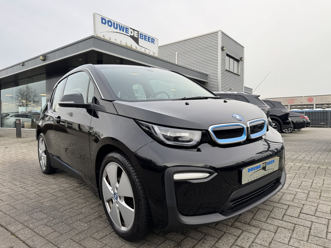 BMW i3 - Basis 94Ah 33 kWh Warmtepomp | Stoelverw. | - AutoWereld.nl