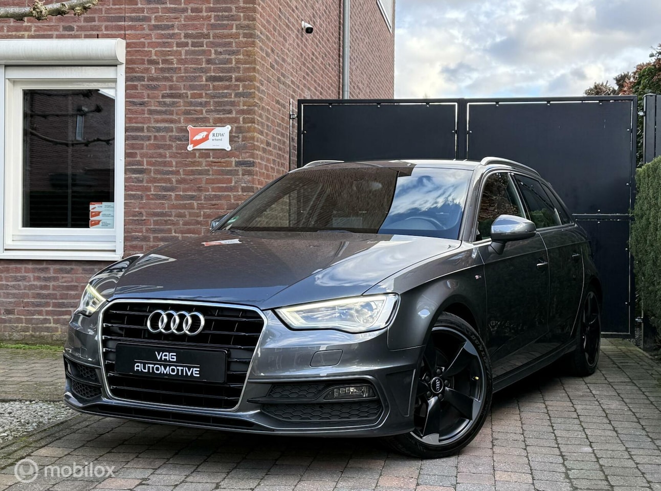 Audi A3 Sportback - 1.4 TFSI 3x S-line Led Navi MMI Plus Leder - AutoWereld.nl