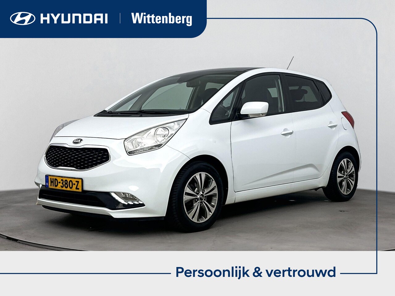 Kia Venga - 1.4 CVVT ExecutiveLine | Panoramadak | Stoel + stuurverwarming | Navigatie | Camera | Lm-w - AutoWereld.nl