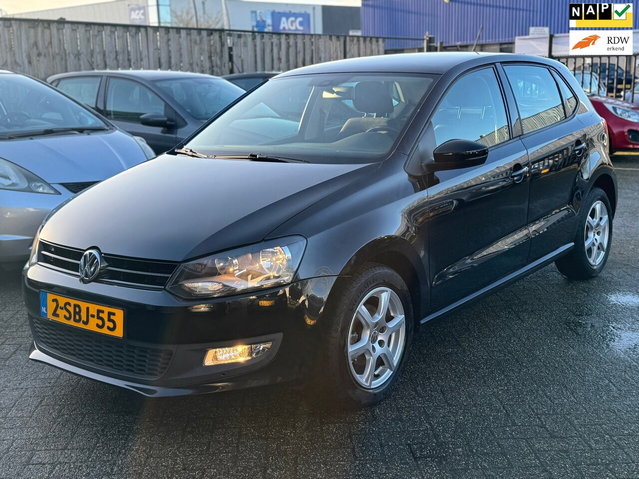 Volkswagen Polo - 1.2 TSI BlueMotion Edition+ /PDC/NAVI - AutoWereld.nl